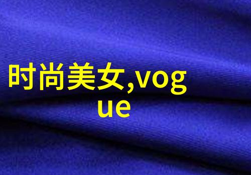 张柏芝与秦沛邓萃雯合影时尚穿搭展示乖巧一致