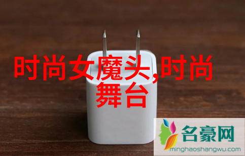 在这场捕捉光影之美的摄影师眼中她是怎样一位神秘而又优雅的存在