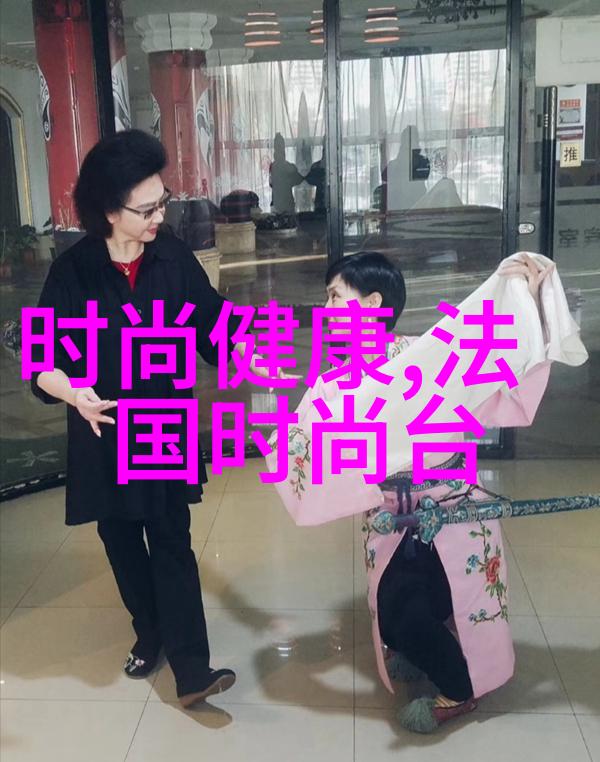 大胆写真揭秘画家如何以一笔一划触动灵魂的深处